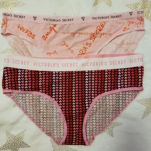 *NWT* 2 Pairs of VS Underwear